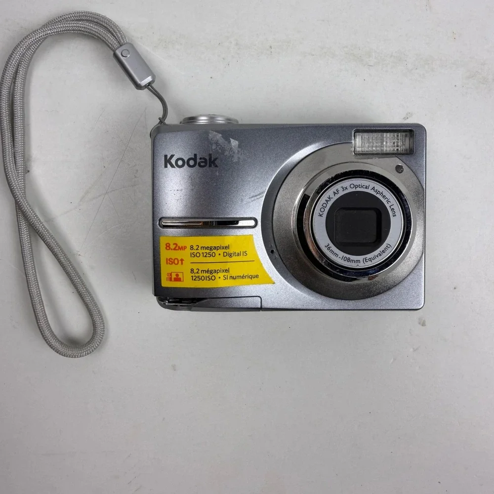 Kodak EasyShare C813 Digital Camera 8.2MP 3x Optical Zoom PARTS ONLY NOT WORKING